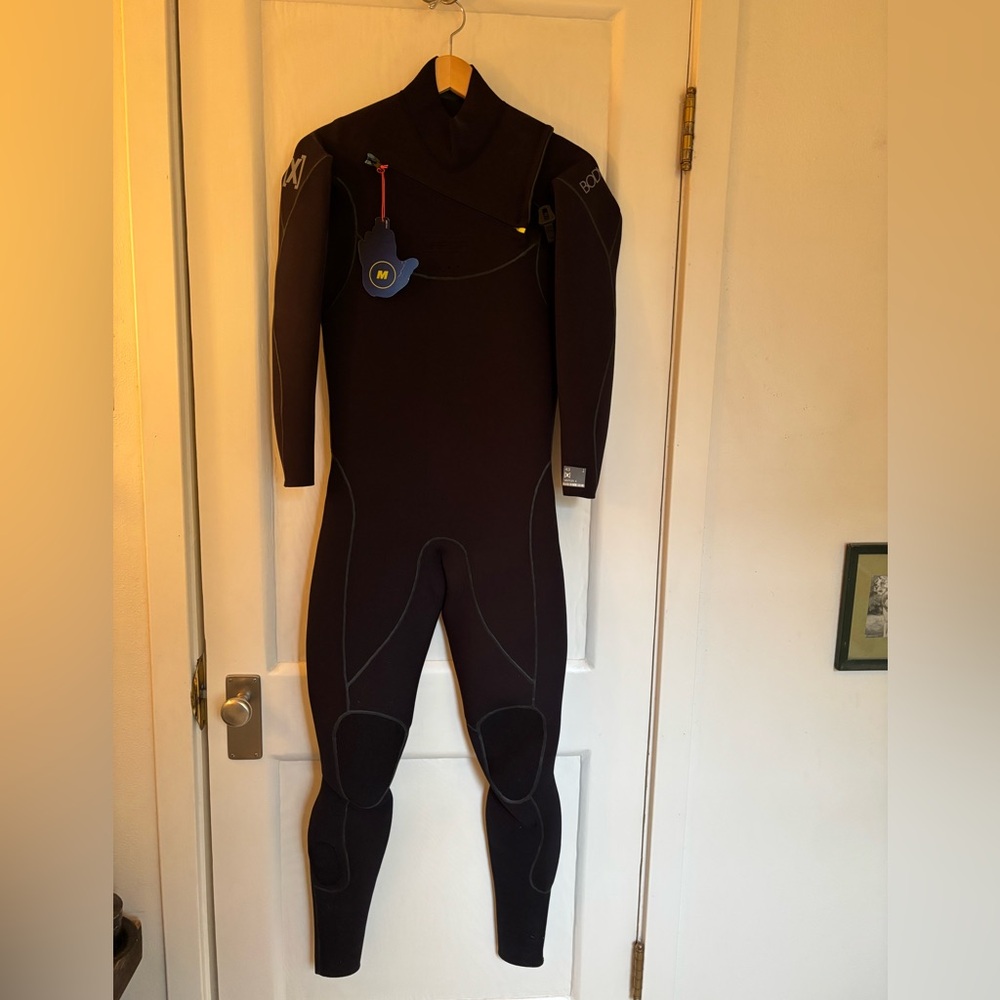 NEW Vapor X Body Glove Black Full-Body Wetsuit. Wore once for fit. Men’s Medium